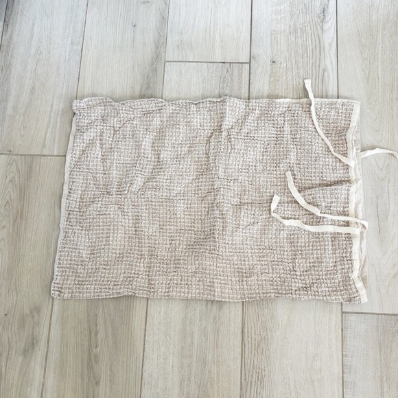 NORDSTROM AT HOME Beige Honeycomb Textured Linen Pillow Sham Standard 19” X 27” - Picture 1 of 7